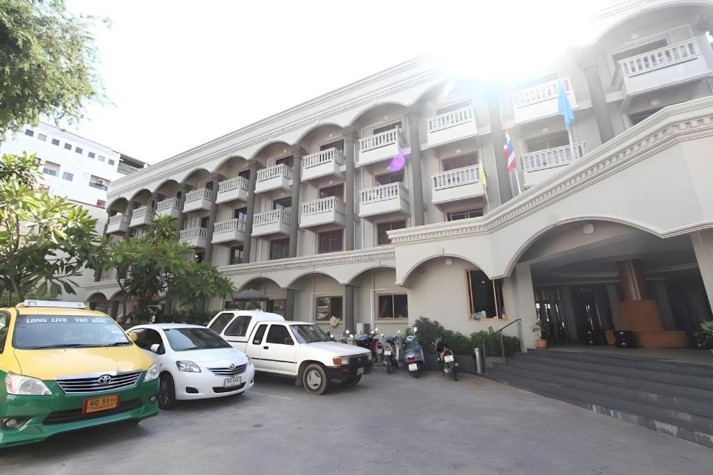 Honey Lodge Pattaya Esterno foto