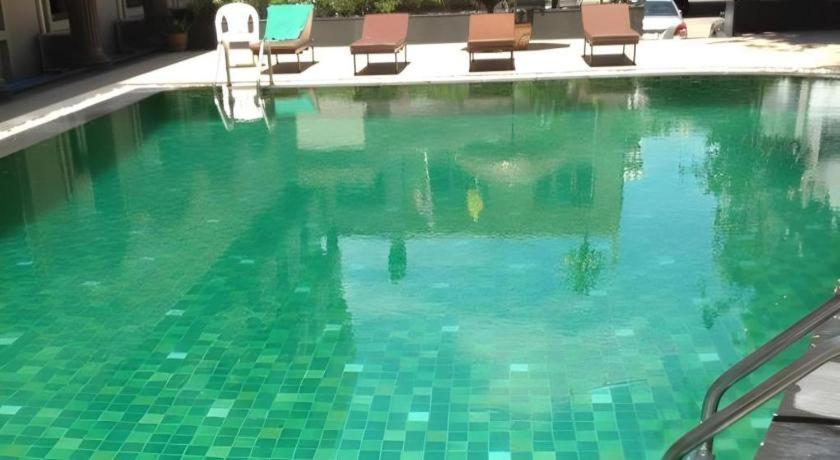 Honey Lodge Pattaya Esterno foto