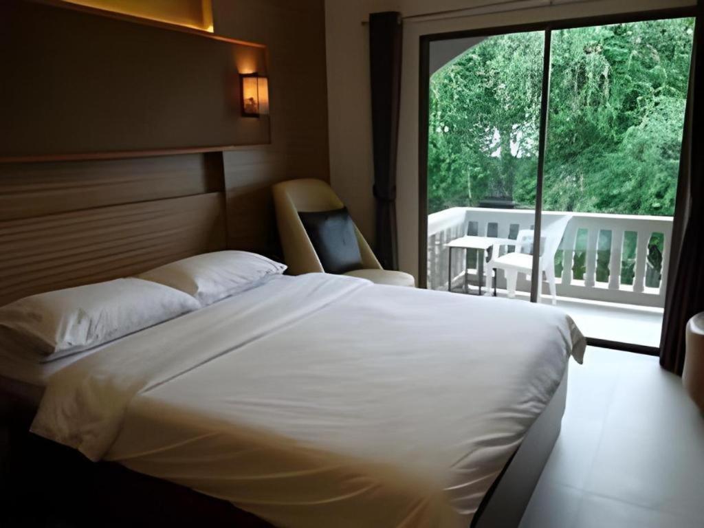 Honey Lodge Pattaya Esterno foto