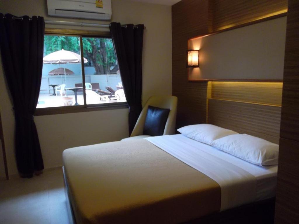 Honey Lodge Pattaya Esterno foto