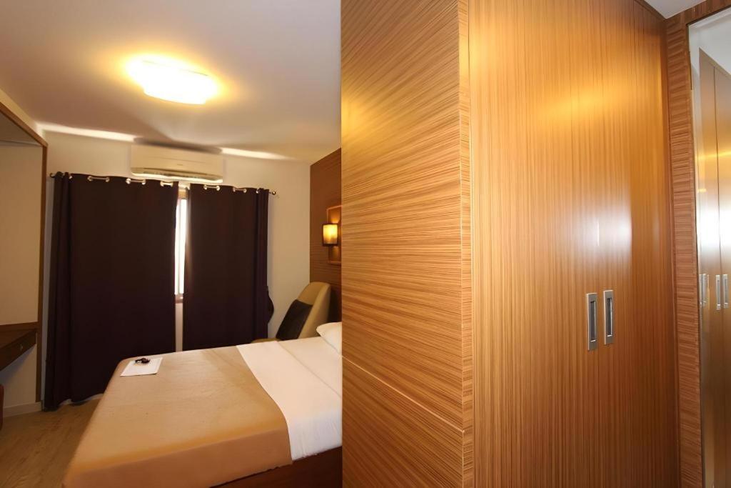 Honey Lodge Pattaya Esterno foto